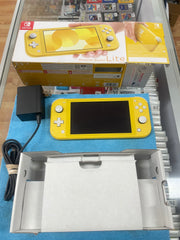 Nintendo Switch Lite Yellow