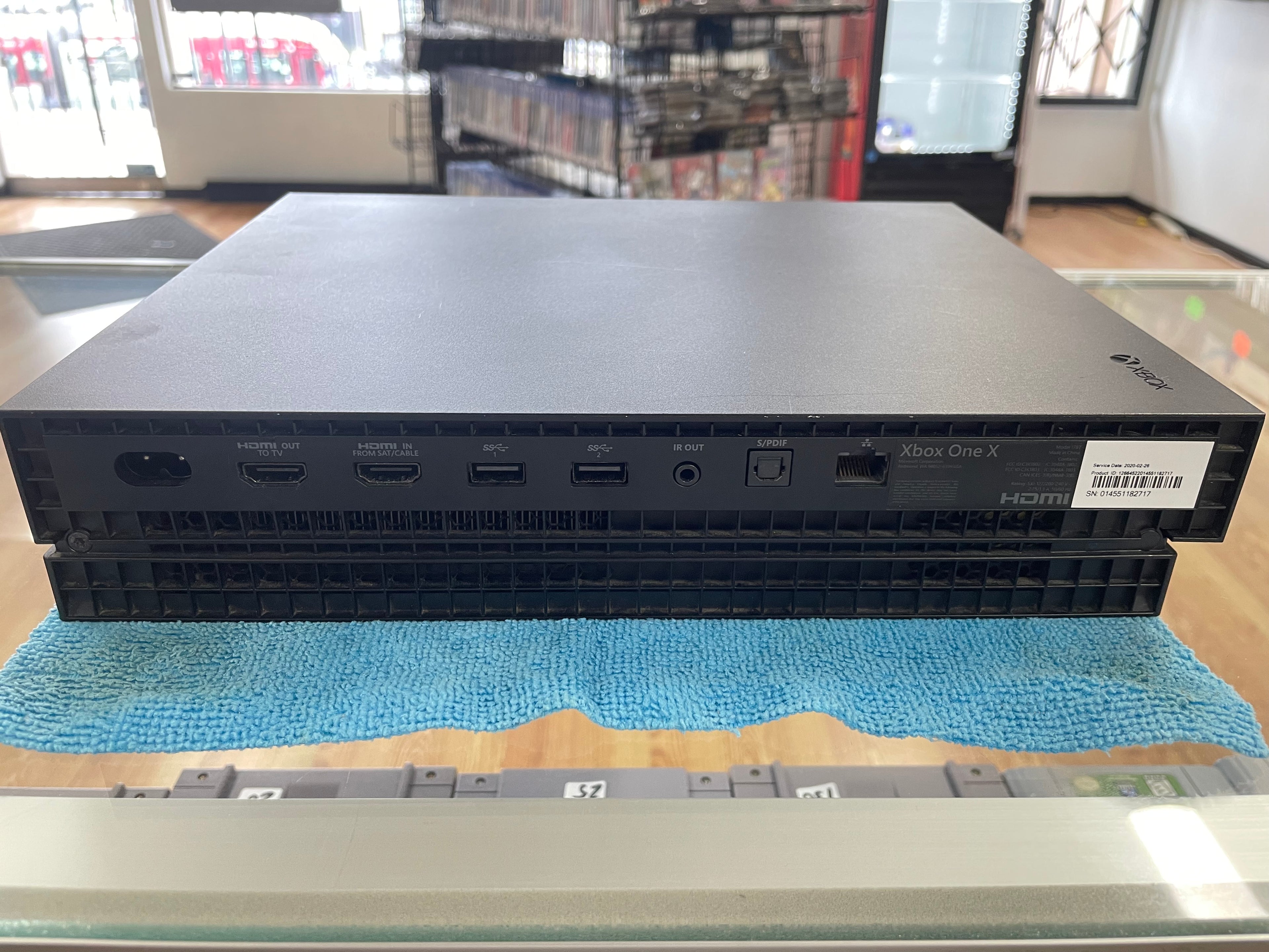 Xbox One X 1 TB