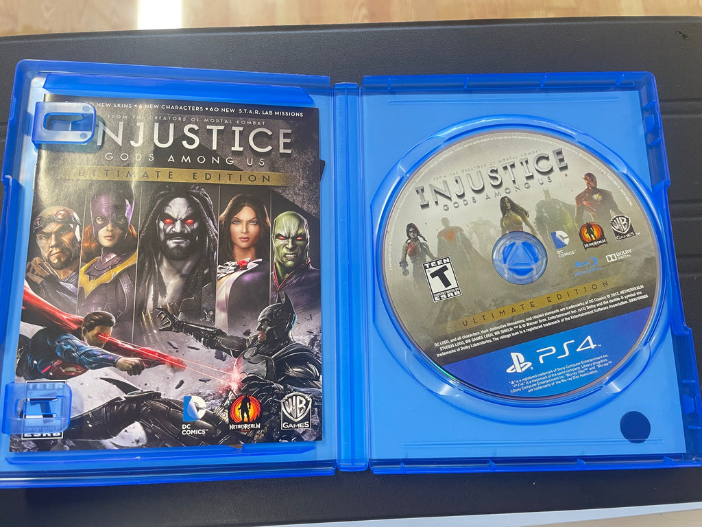Injustice god of amongs us  ultimate edition