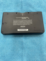 Nintendo DSI XL Super Mario Bros 25th Anniversary