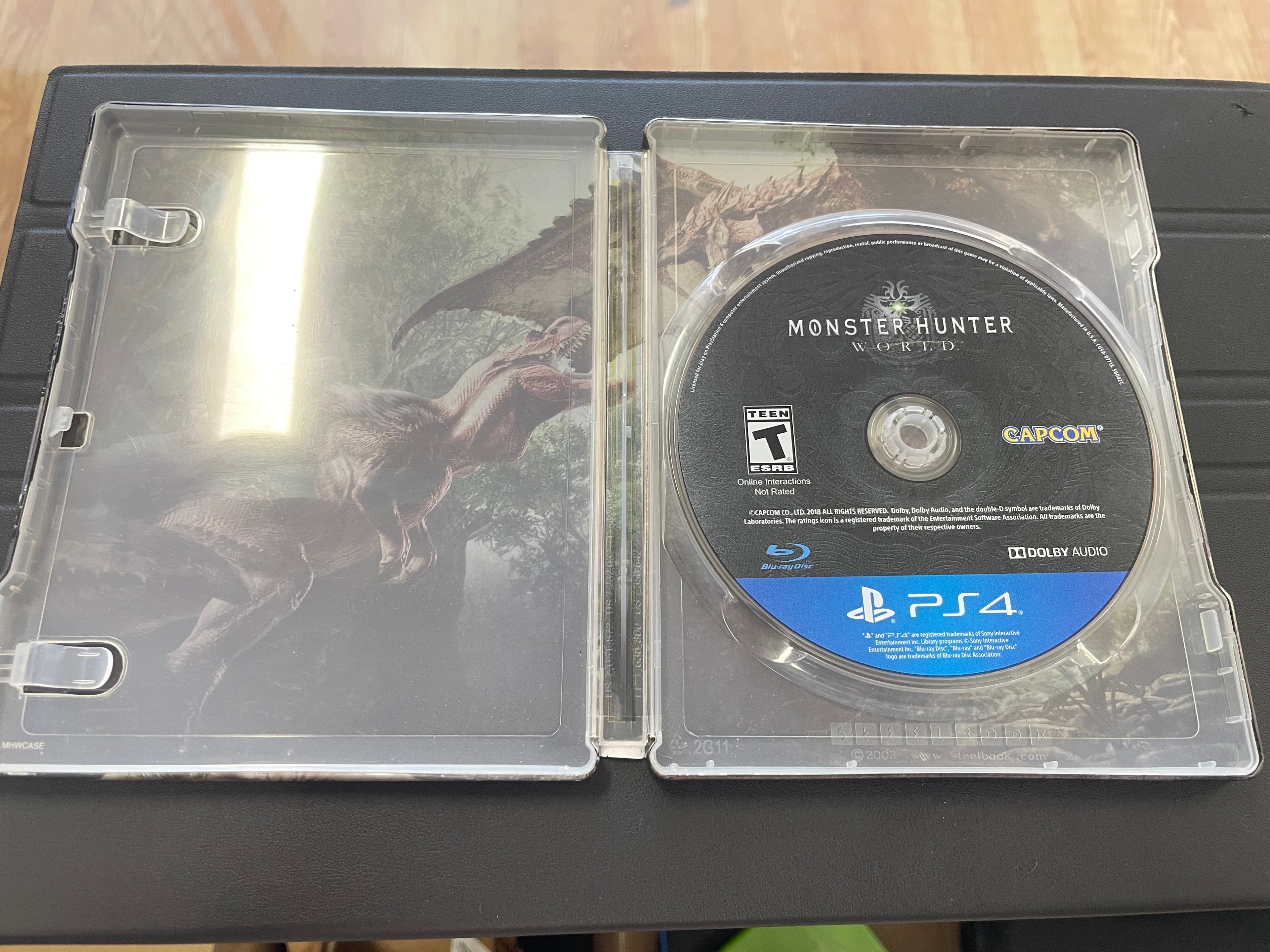 Monster hunter world steel book