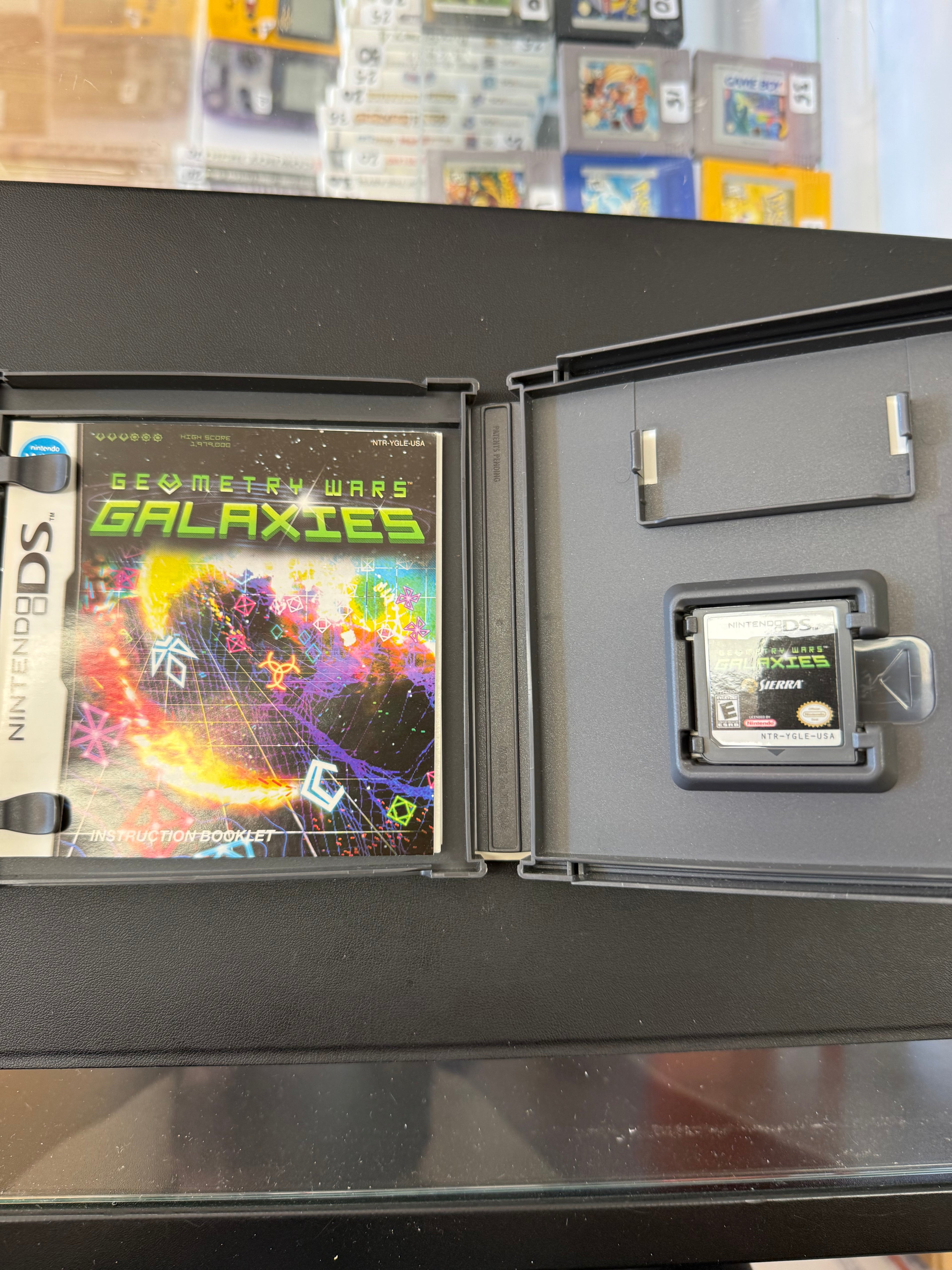 Geometry Wars Galaxies