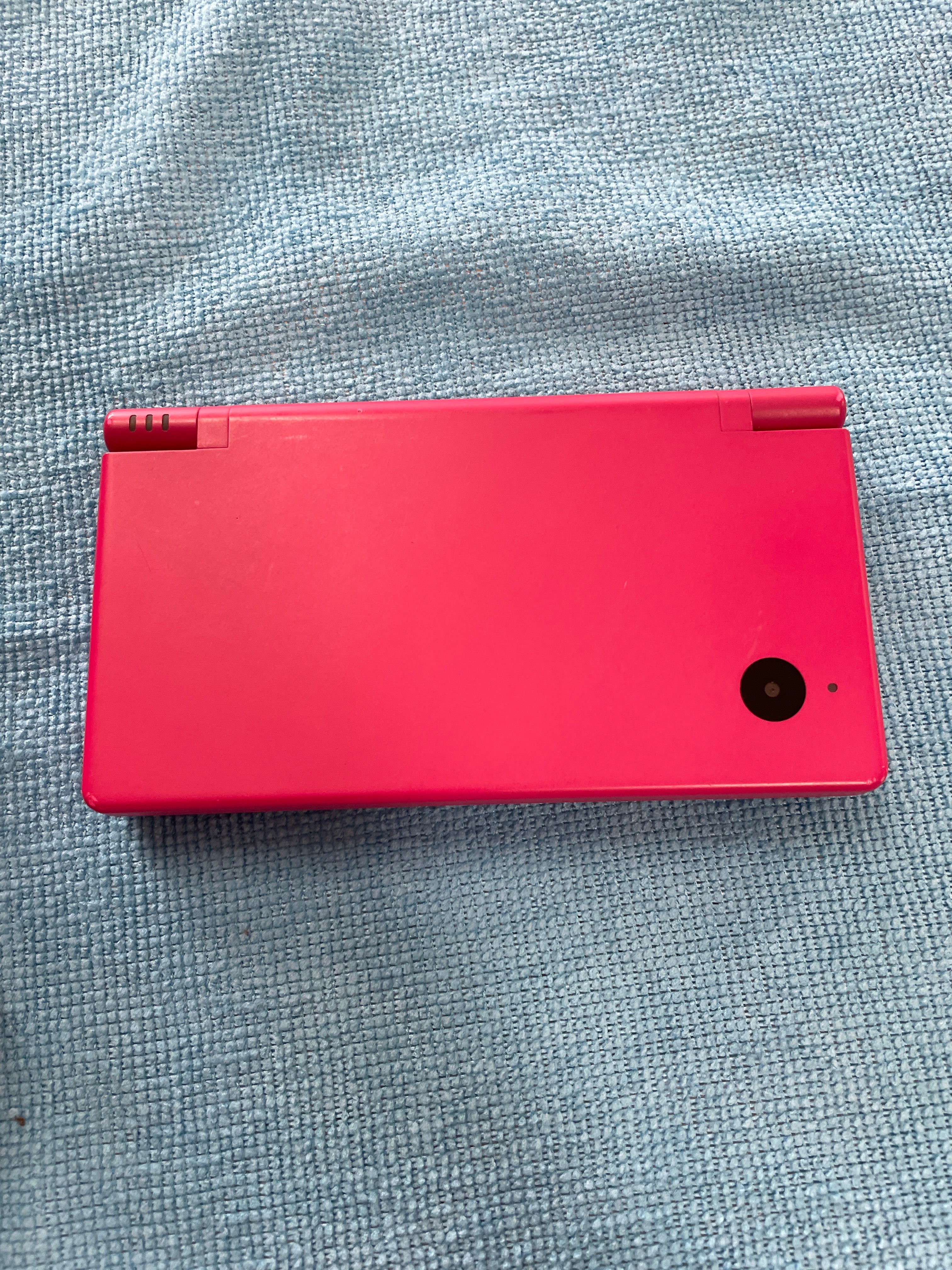Nintendo DSI Pink