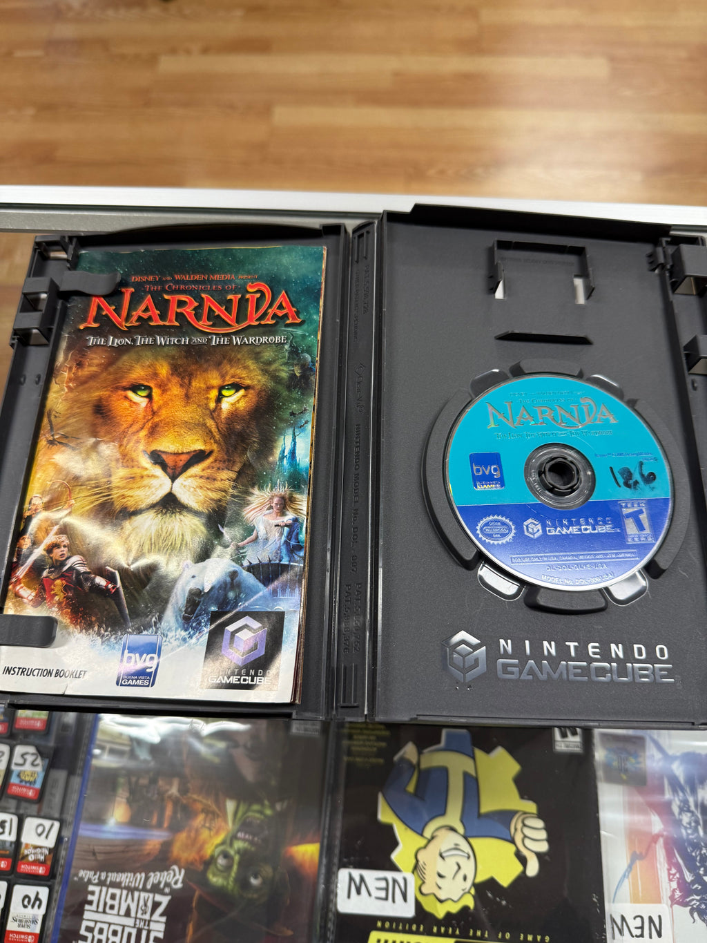 Chronicles of Narnia Lion Witch and the Wardrobe