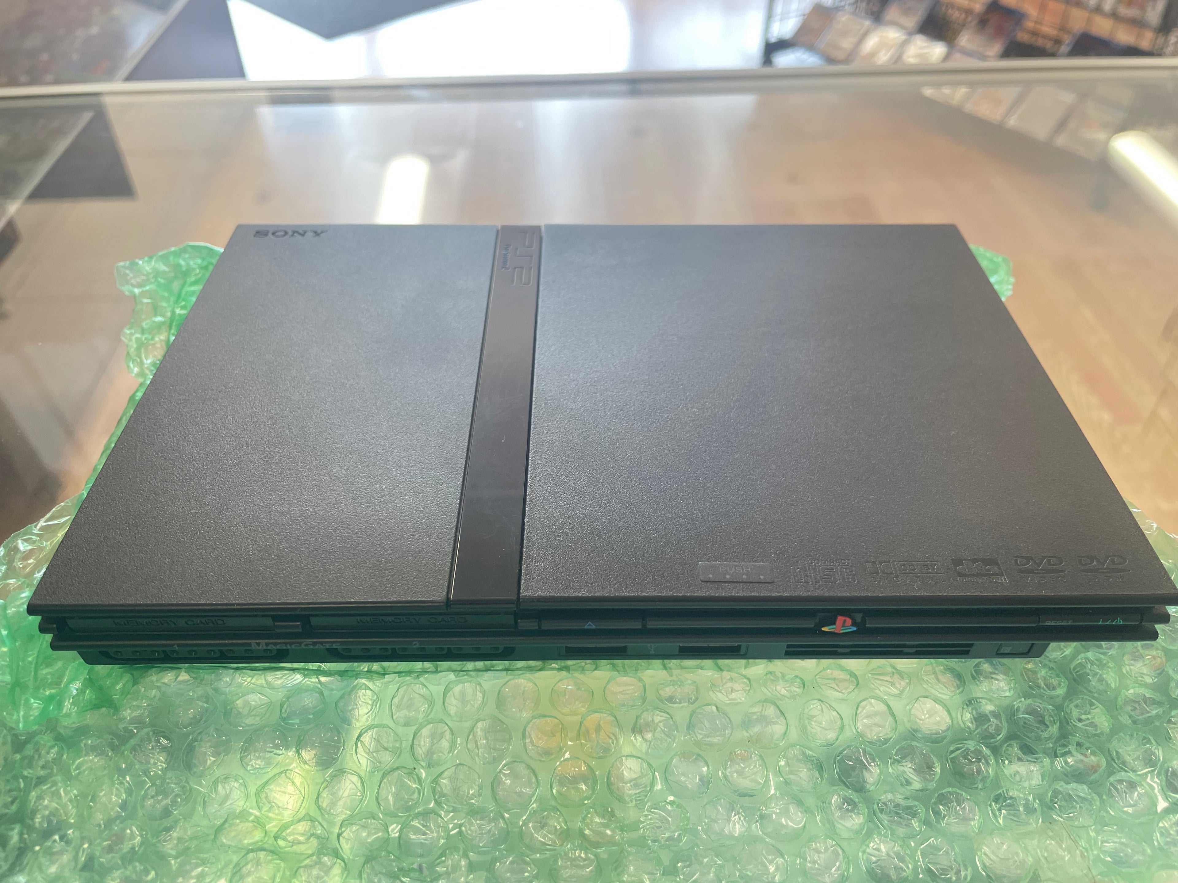 Japanese PlayStation 2 Slim Bundle
