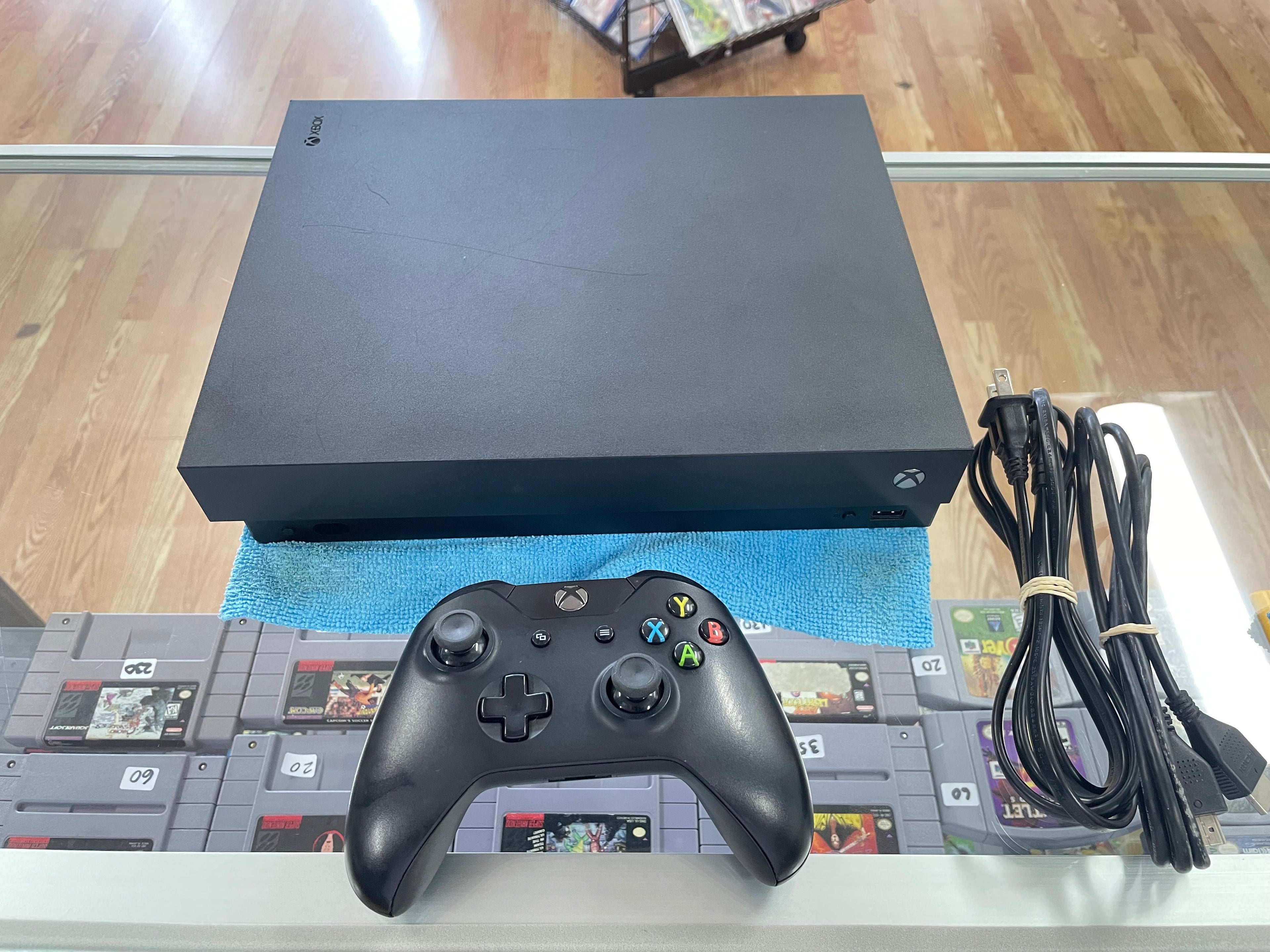 Xbox One X 1 TB
